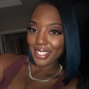 Meet your Posher, Latasha